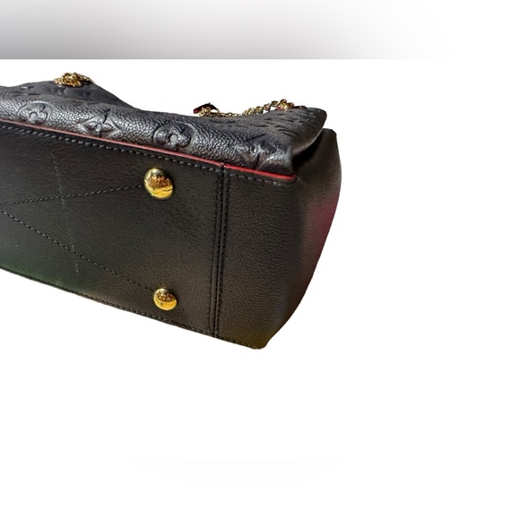 Sold.   LOUIS VUITTON Navy Red
Surene Mm Marine Rouge Monogram Empreinte - Picture 10 of 10